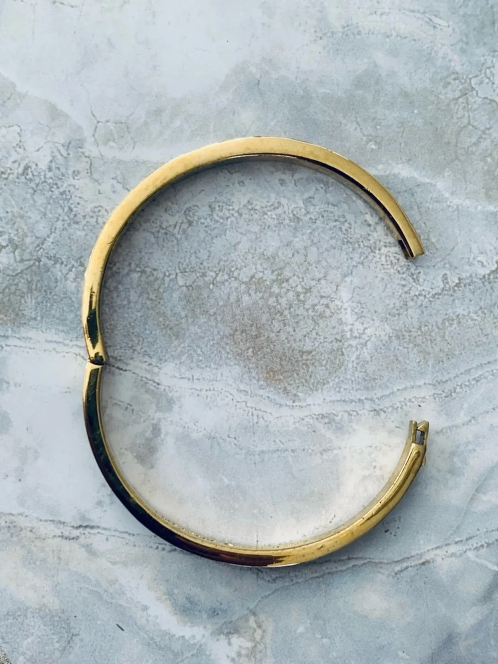 Spot The Spade Enamel Hinged Bangle Bracelet - Picture 4 of 8